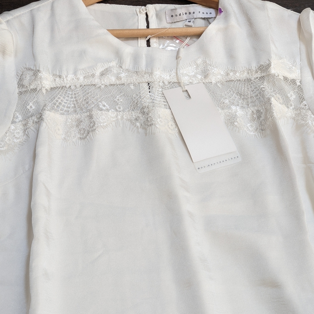 NWT Endless Rose lace dress - Picture 10 of 16